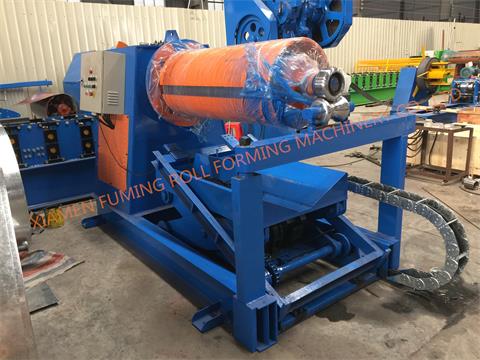 (5+2)T*1250 Hydraulic un-coiler with support arm and car 